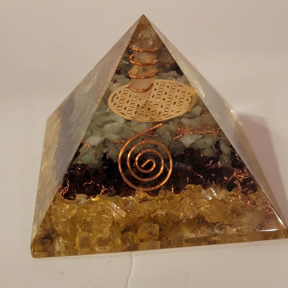 Orgone Energy Pyramid Crystal Copper Coil Flower Of Life Meditation Decor Gift